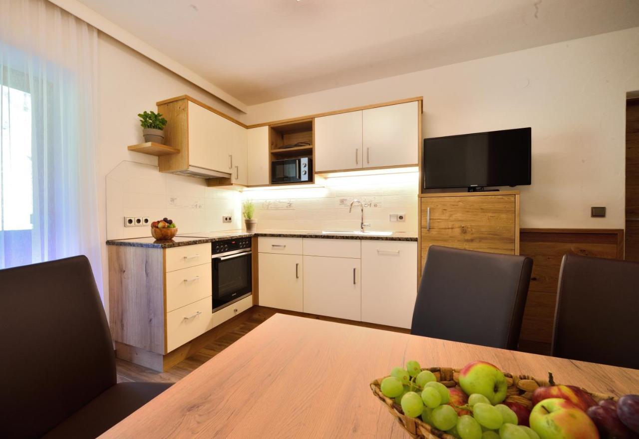 Aparthotel Garni Monte Kartitsch Exteriör bild